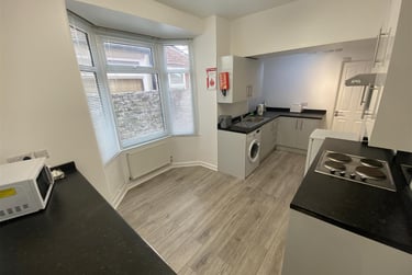 4 bed house, Telephone Road, University of Portsmouth, Portsmouth, PO40AY - Image 3